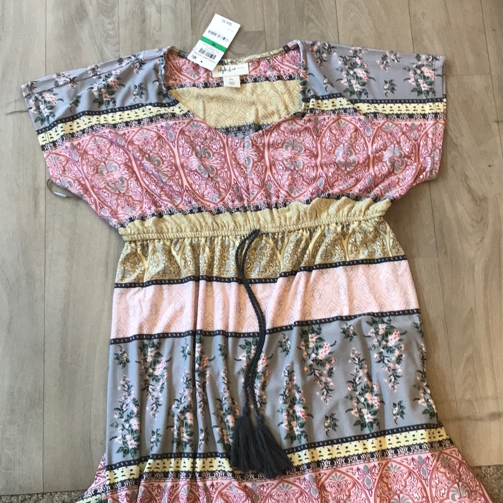 🌼🌸🍃Petite floral maxi dress